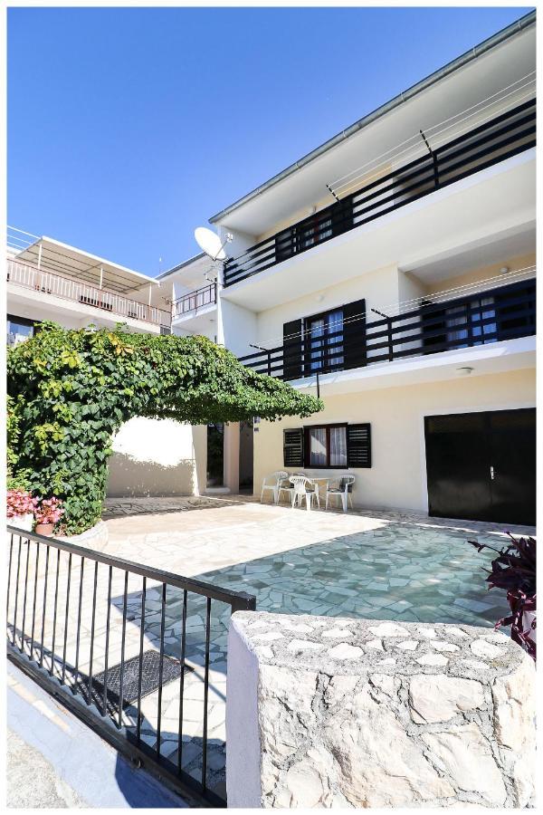 Apartment Zdravko Primosten Luaran gambar