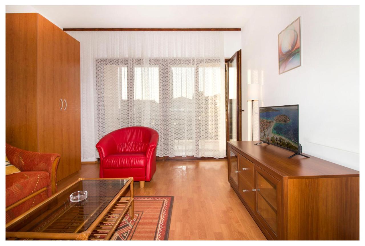 Apartment Zdravko Primosten Luaran gambar