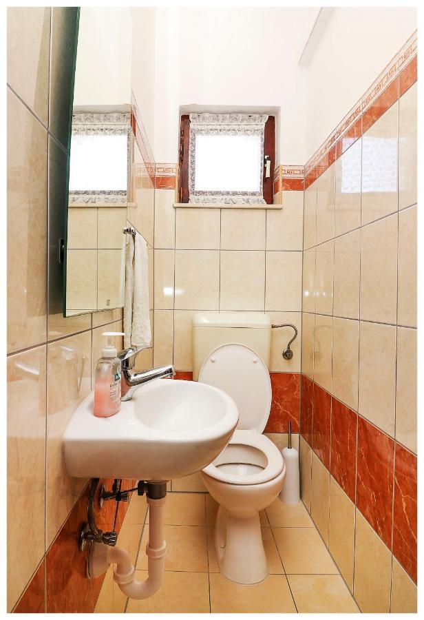 Apartment Zdravko Primosten Luaran gambar