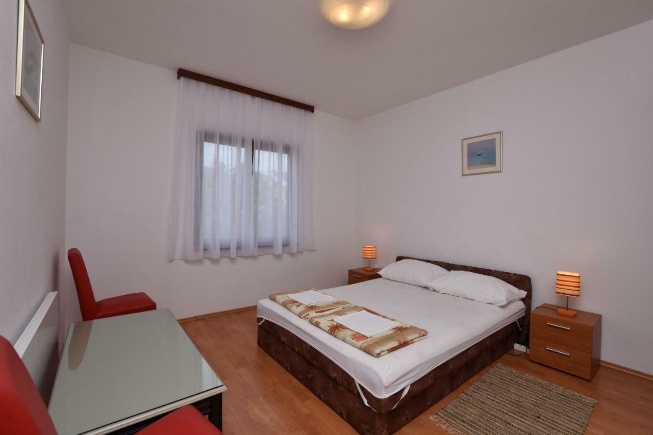 Apartment Zdravko Primosten Luaran gambar